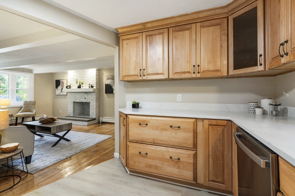11 Forest Road Foxboro, MA 02035 - Photo 14 of 42 Gallery Image 14
