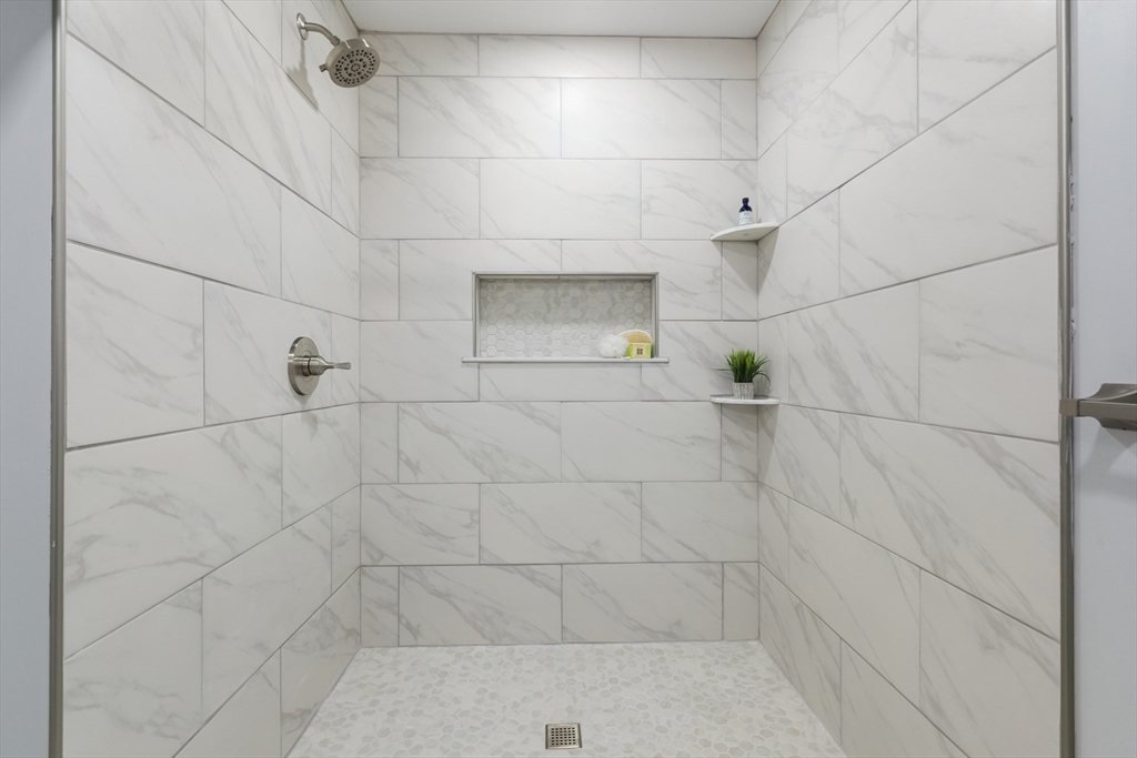 11 Forest Road Foxboro, MA 02035 - Photo 29 of 42 Gallery Image 29