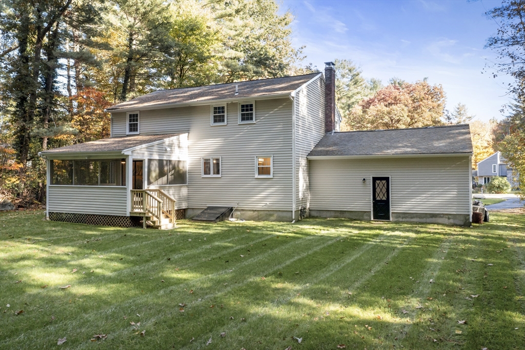 11 Forest Road Foxboro, MA 02035 - Photo 7 of 42 Gallery Image 7