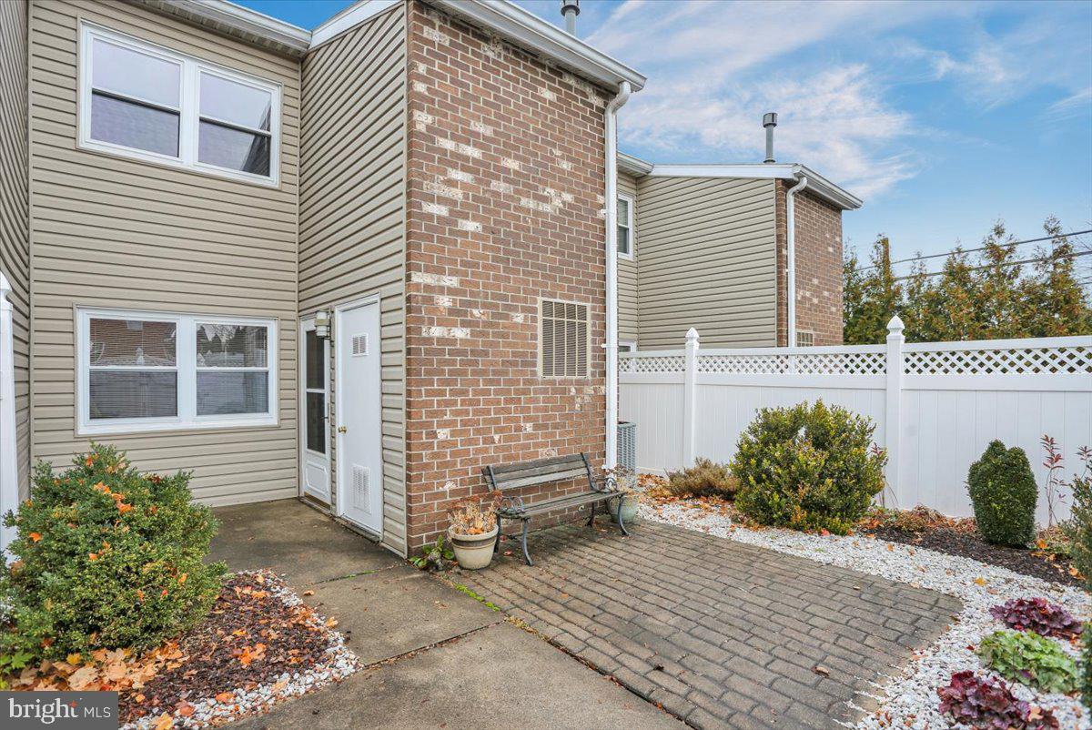 2900 State Hill Road, Unit I15 Reading, PA 19610 - Photo 1 of 16 Gallery Image 1