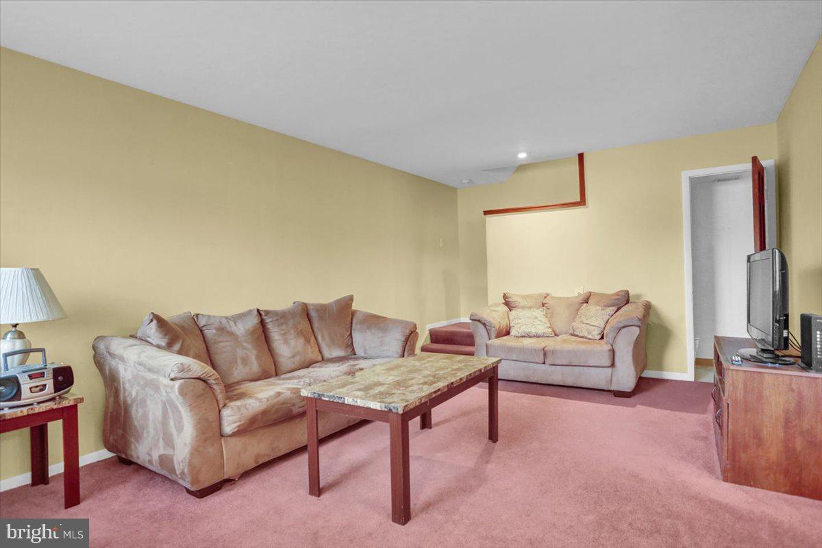 2900 State Hill Road, Unit I15 Reading, PA 19610 - Photo 5 of 16 Gallery Image 5