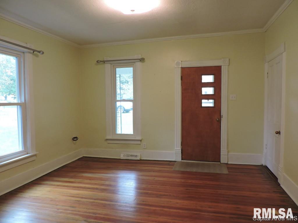 608 West Jackson Street Athens, IL 62613 - Photo 2 of 20 Gallery Image 2