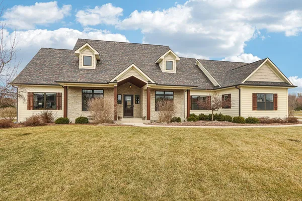 $734,900 | 6711 Belmar Avenue, Caledonia, WI 53402