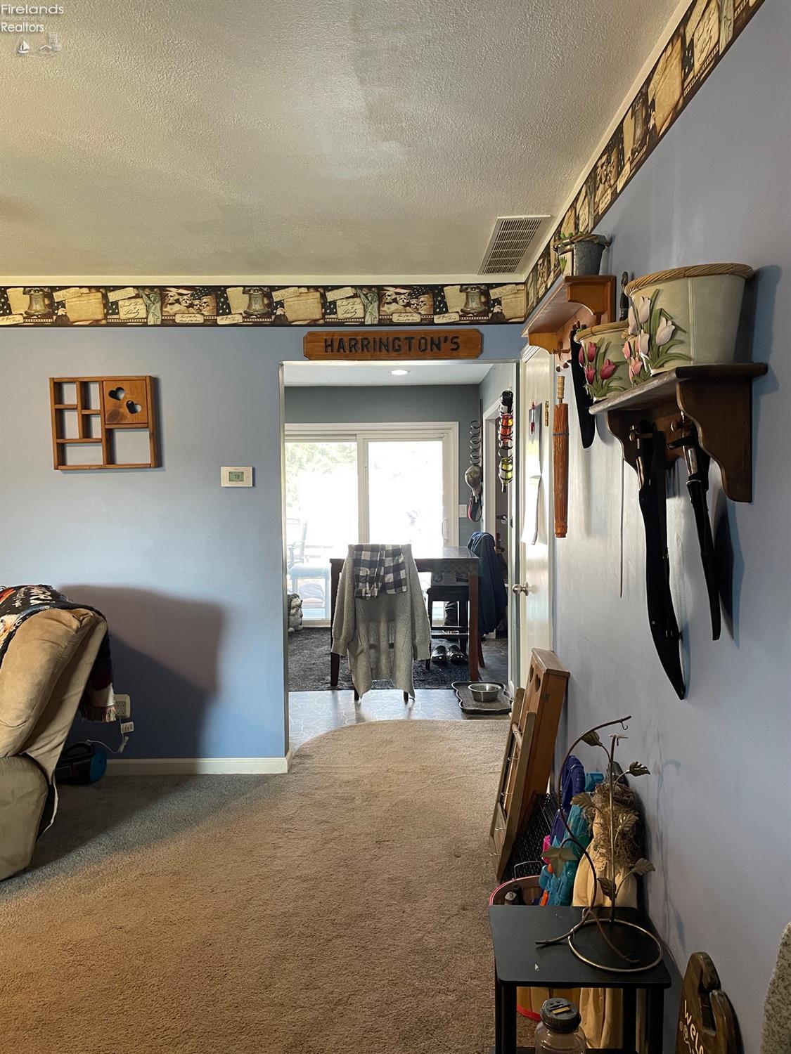 337 South Shock Road Fremont, OH 43420 - Photo 5 of 27 Gallery Image 5