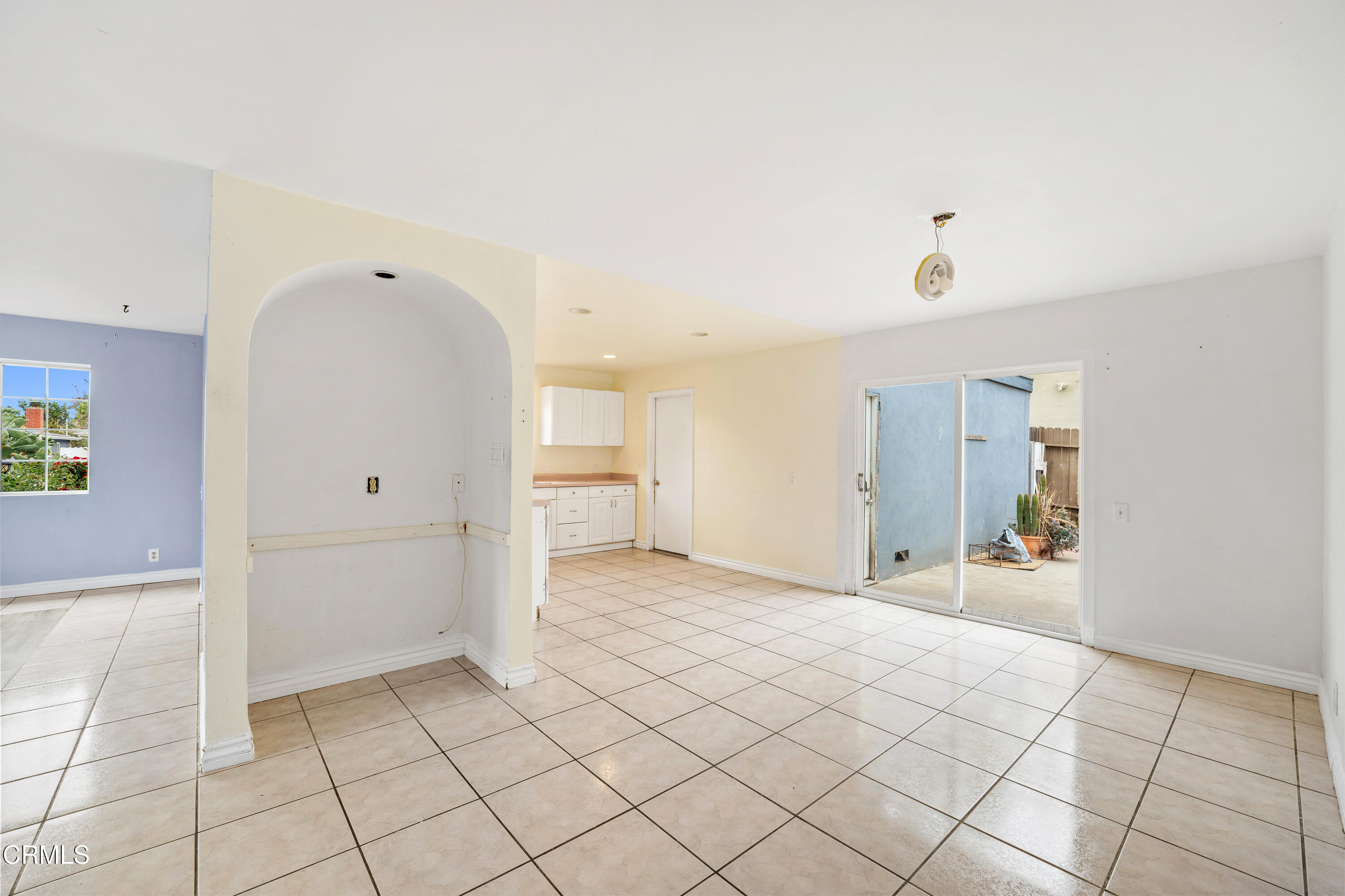 918 Ann Arbor Avenue Ventura, CA 93004 - Photo 11 of 25 a view of an empty room