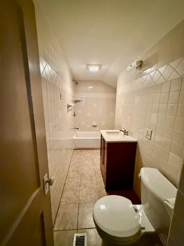 $100,000 | 401 West Bradley Avenue, Champaign, IL 61820