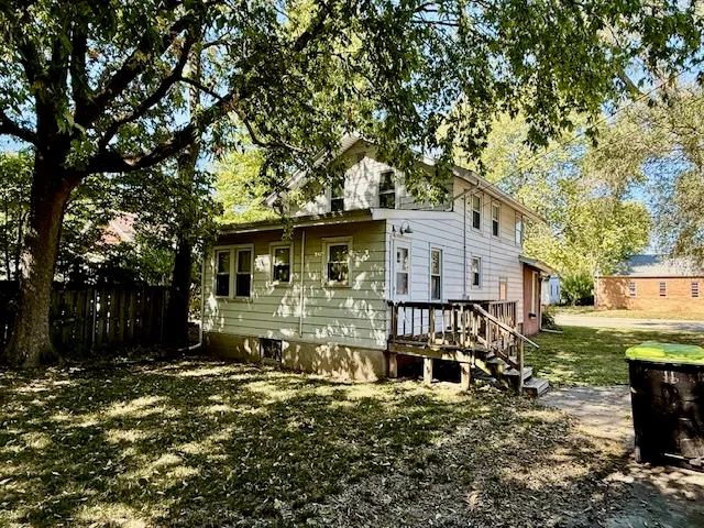 $100,000 | 401 West Bradley Avenue, Champaign, IL 61820