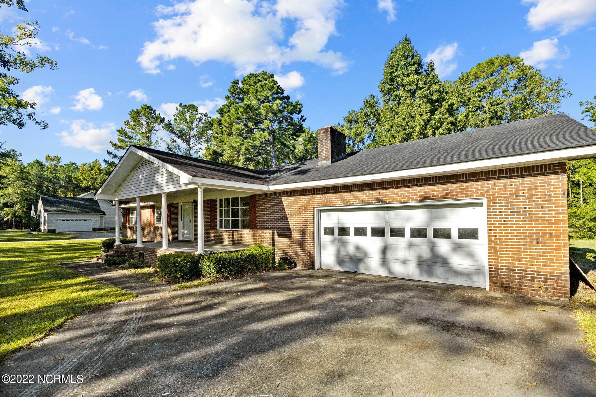 603 Ferry Road Havelock, NC 28532 - Photo 11 of 41 5C62FB20-D2AB-420B-9FD4-D1684A34ACF6