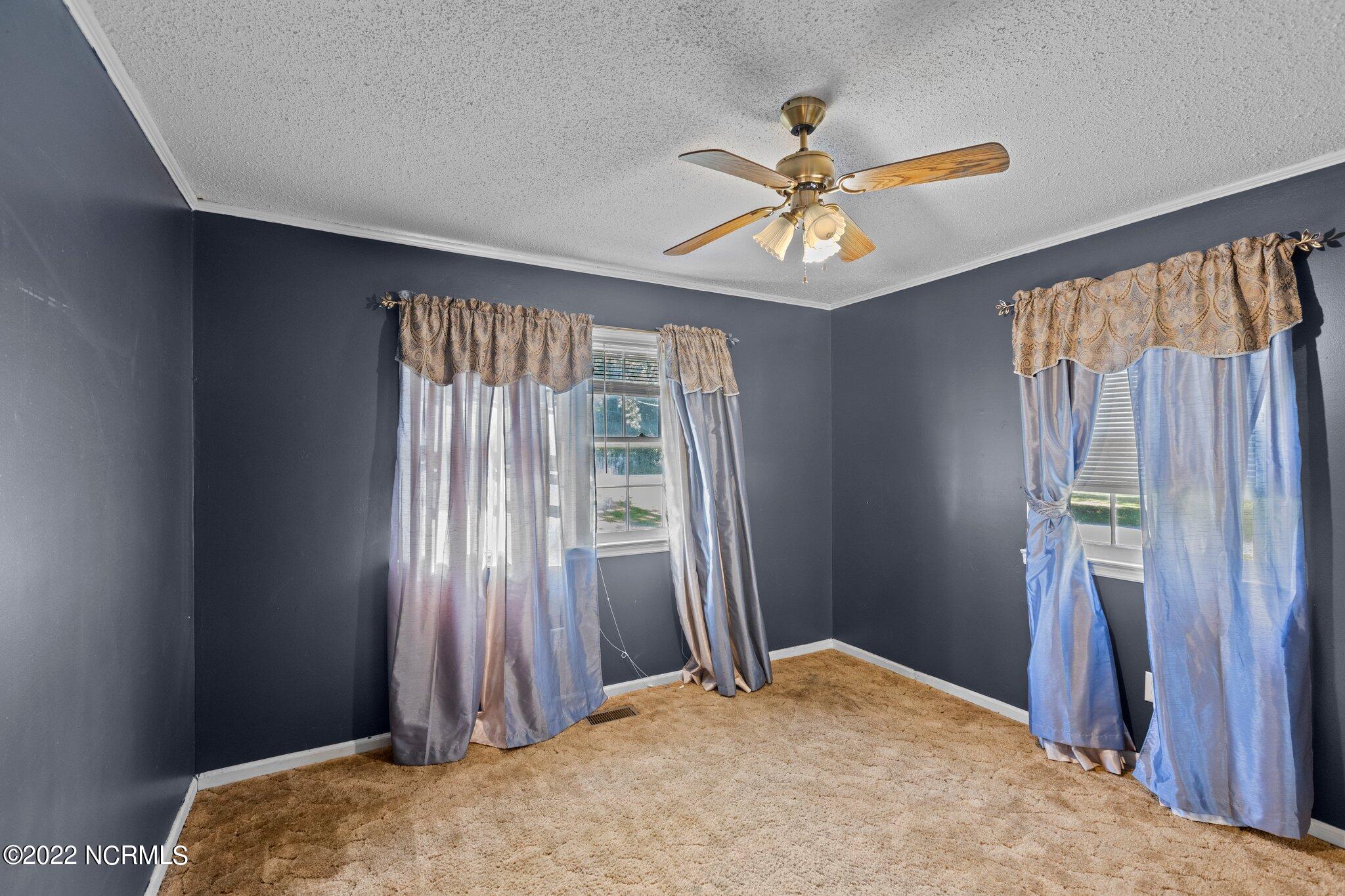 603 Ferry Road Havelock, NC 28532 - Photo 17 of 41 02F53D80-7323-49AE-91A3-34242BA706D8
