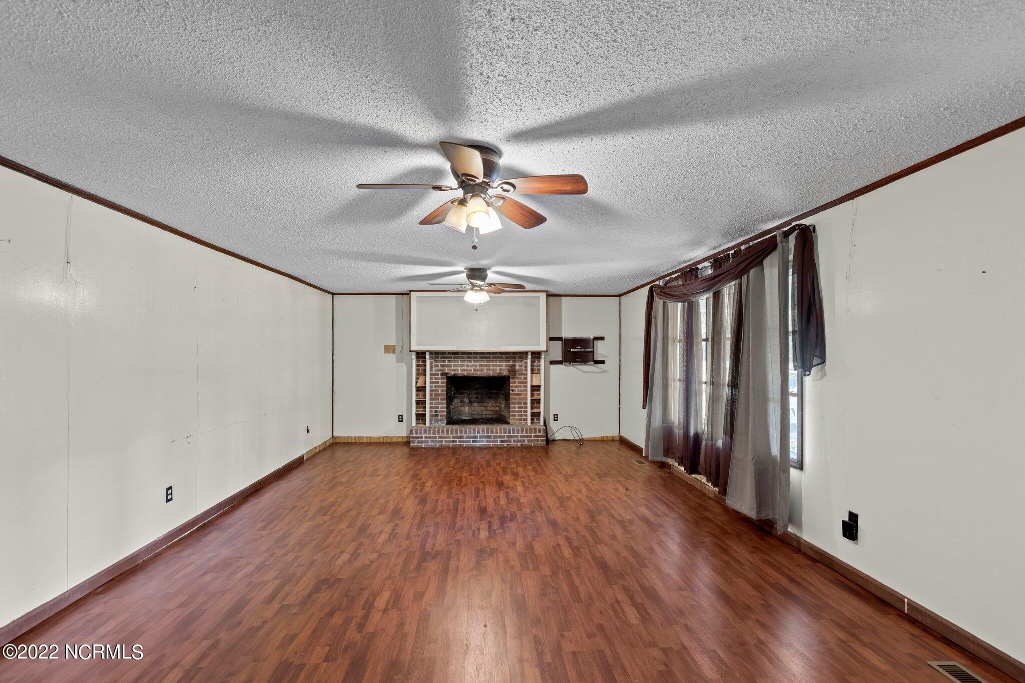 603 Ferry Road Havelock, NC 28532 - Photo 29 of 41 1D9D88E4-E731-4DE5-A188-227AFDFF744E