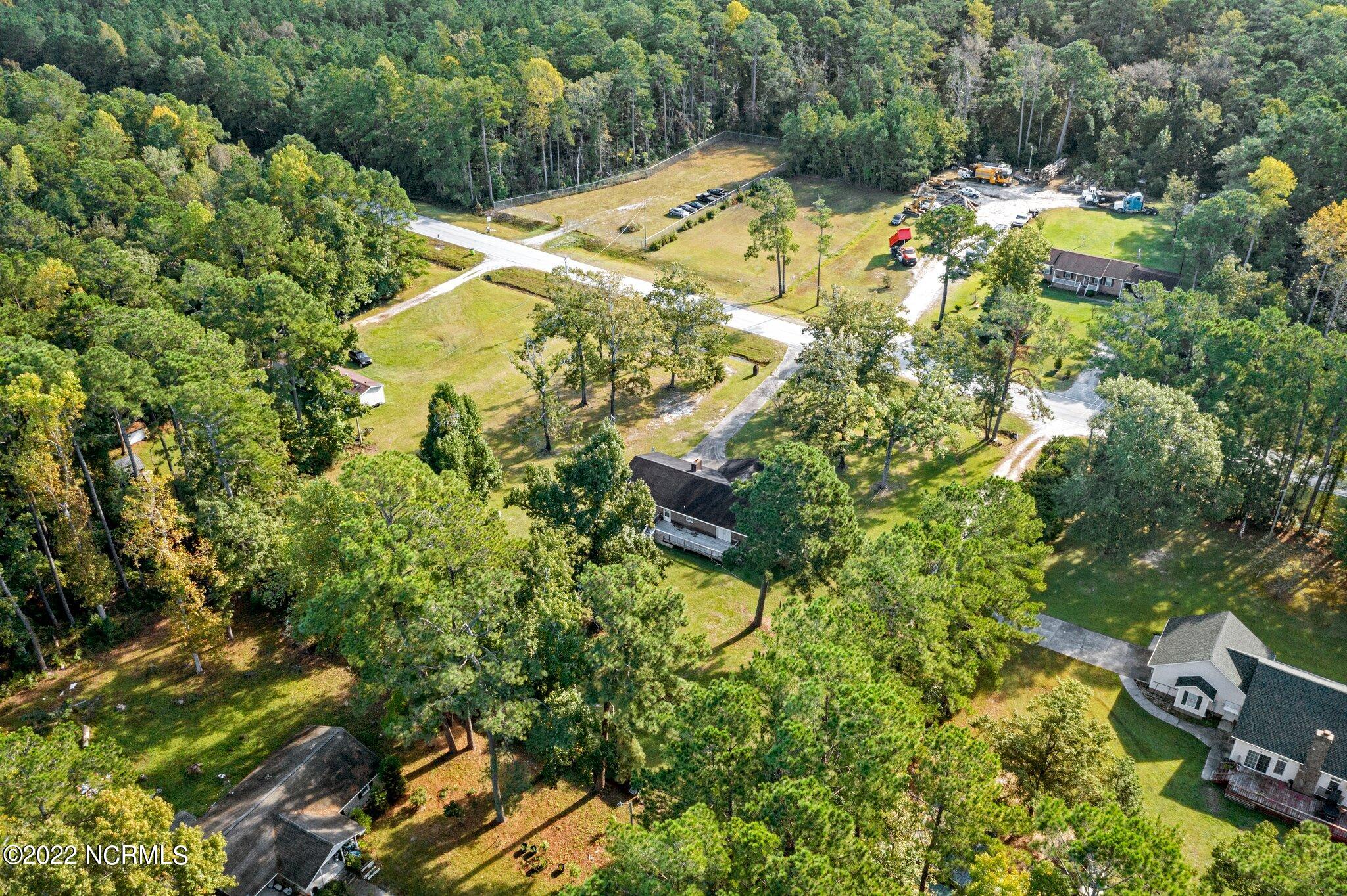 603 Ferry Road Havelock, NC 28532 - Photo 35 of 41 7AB59BE9-ECFA-4B61-AAE9-F47B39F9BF0B