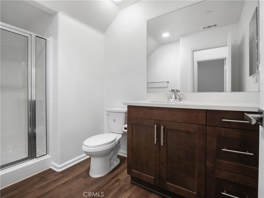 20650 Huntley Way Saugus, CA 91350 - Photo 9 of 35