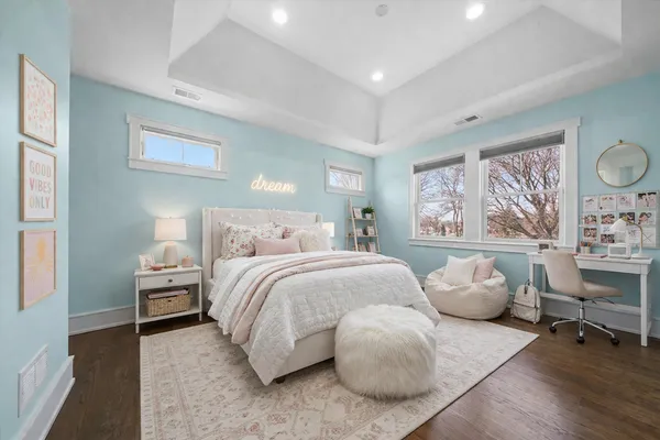 $2,295,000 | 619 Jackson Avenue, River Forest, IL 60305