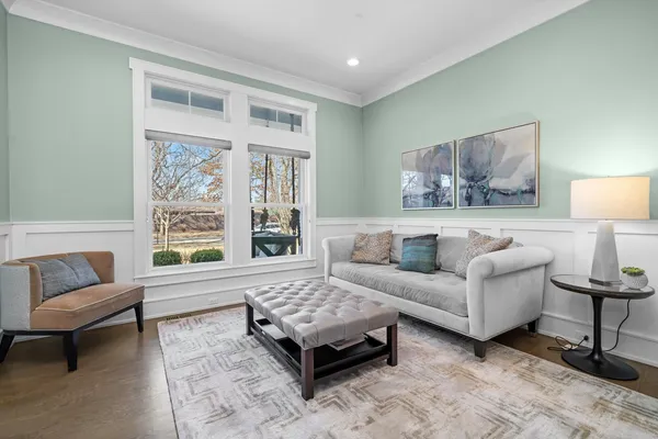 $2,295,000 | 619 Jackson Avenue, River Forest, IL 60305