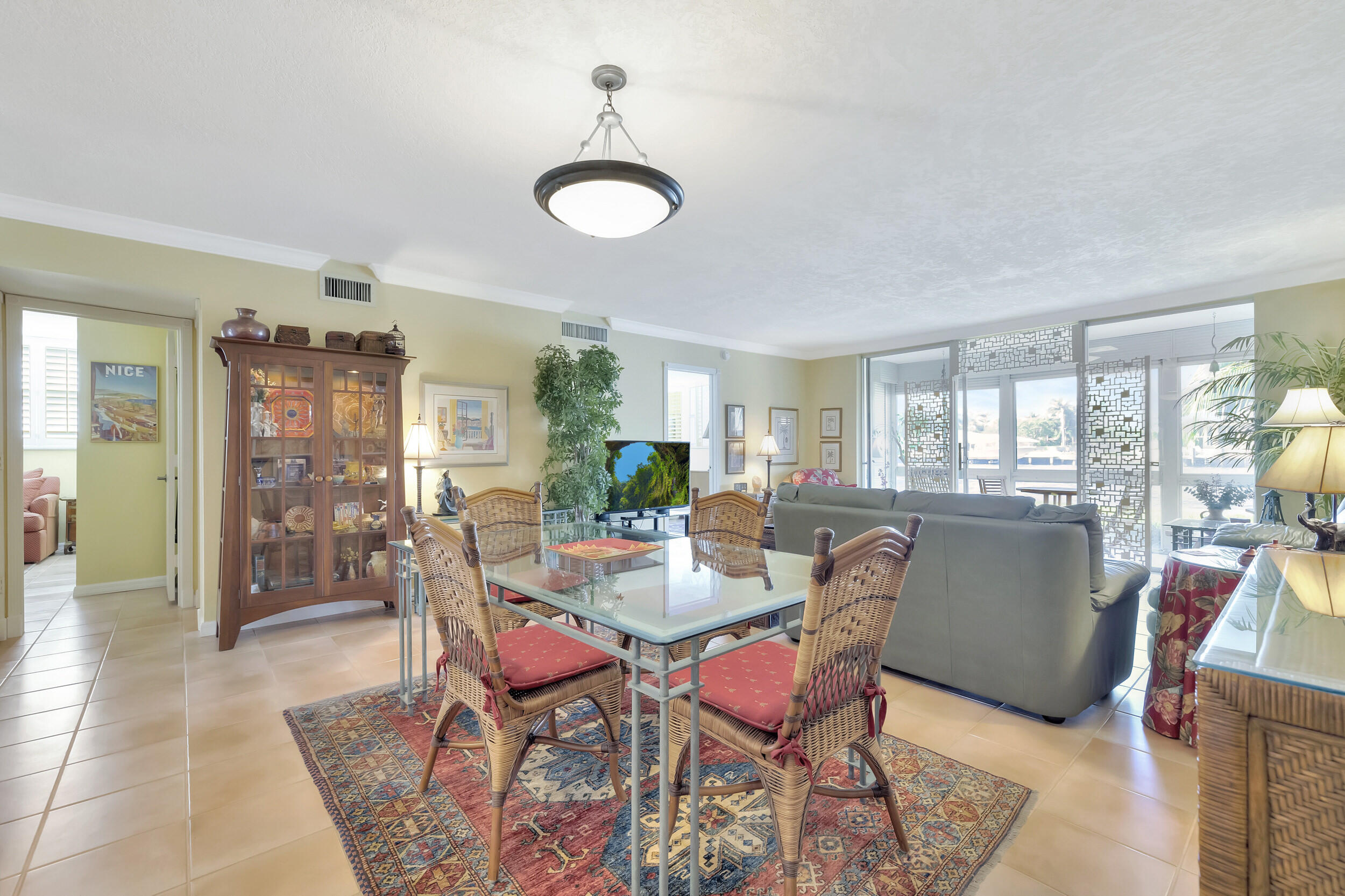 303 North Riverside Drive, Unit 101 Pompano Beach, FL 33062 - Photo 22 of 41 56_5z3a6922