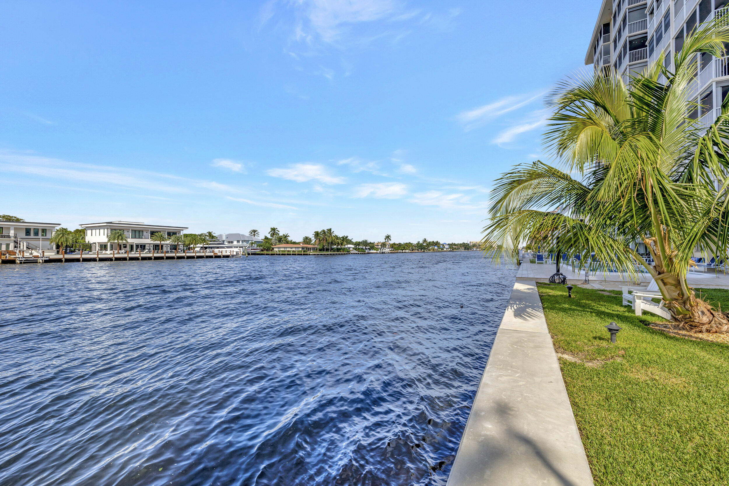 303 North Riverside Drive, Unit 101 Pompano Beach, FL 33062 - Photo 8 of 41 5Z3A6712