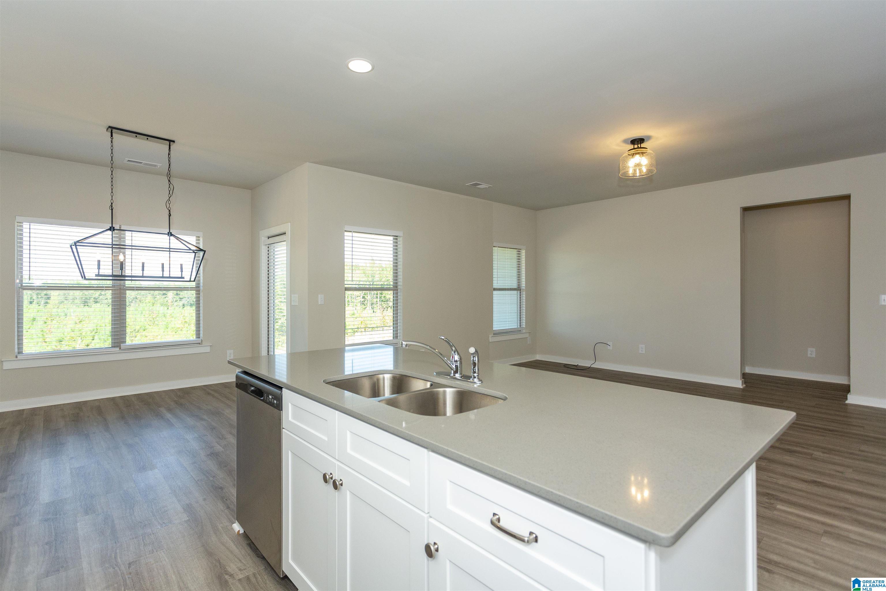 270 Ridgeview Circle Jemison, AL 35085 - Photo 22 of 45
