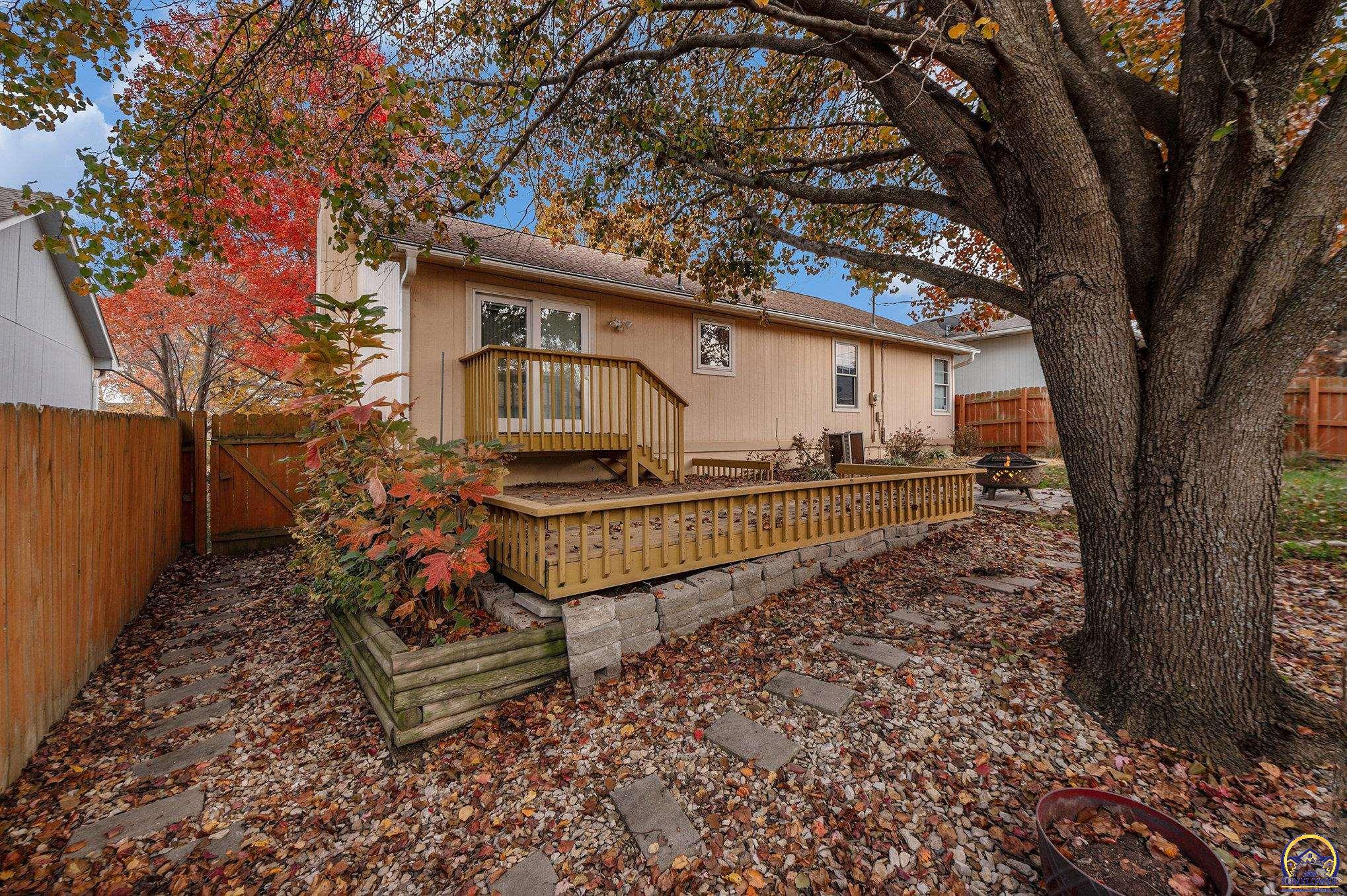 3525 Southwest Kent Court Topeka, KS 66614 - Photo 23 of 29