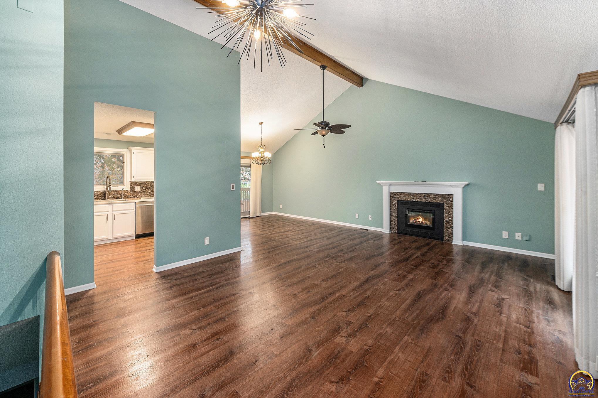 3525 Southwest Kent Court Topeka, KS 66614 - Photo 8 of 29