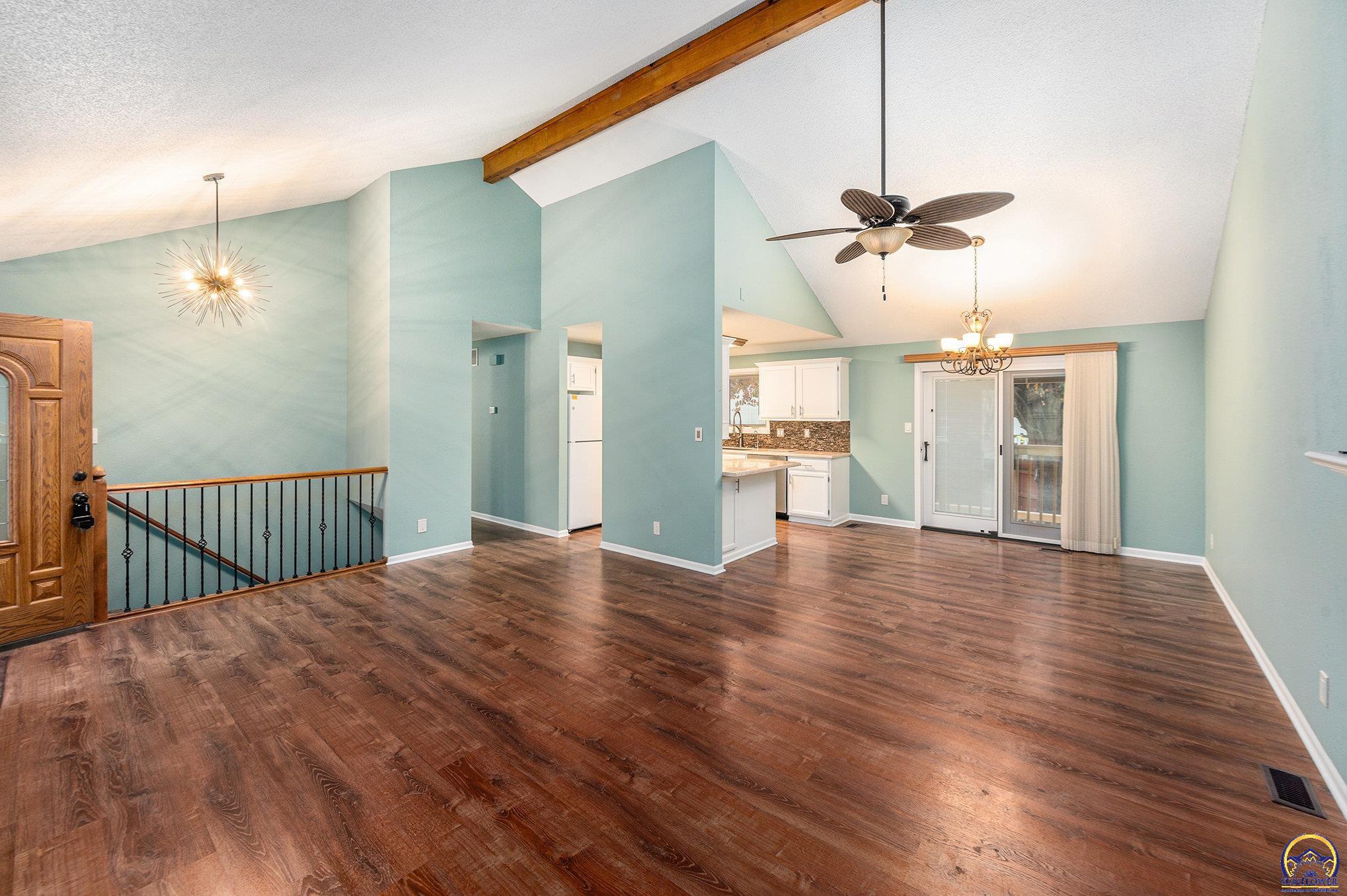 3525 Southwest Kent Court Topeka, KS 66614 - Photo 10 of 29