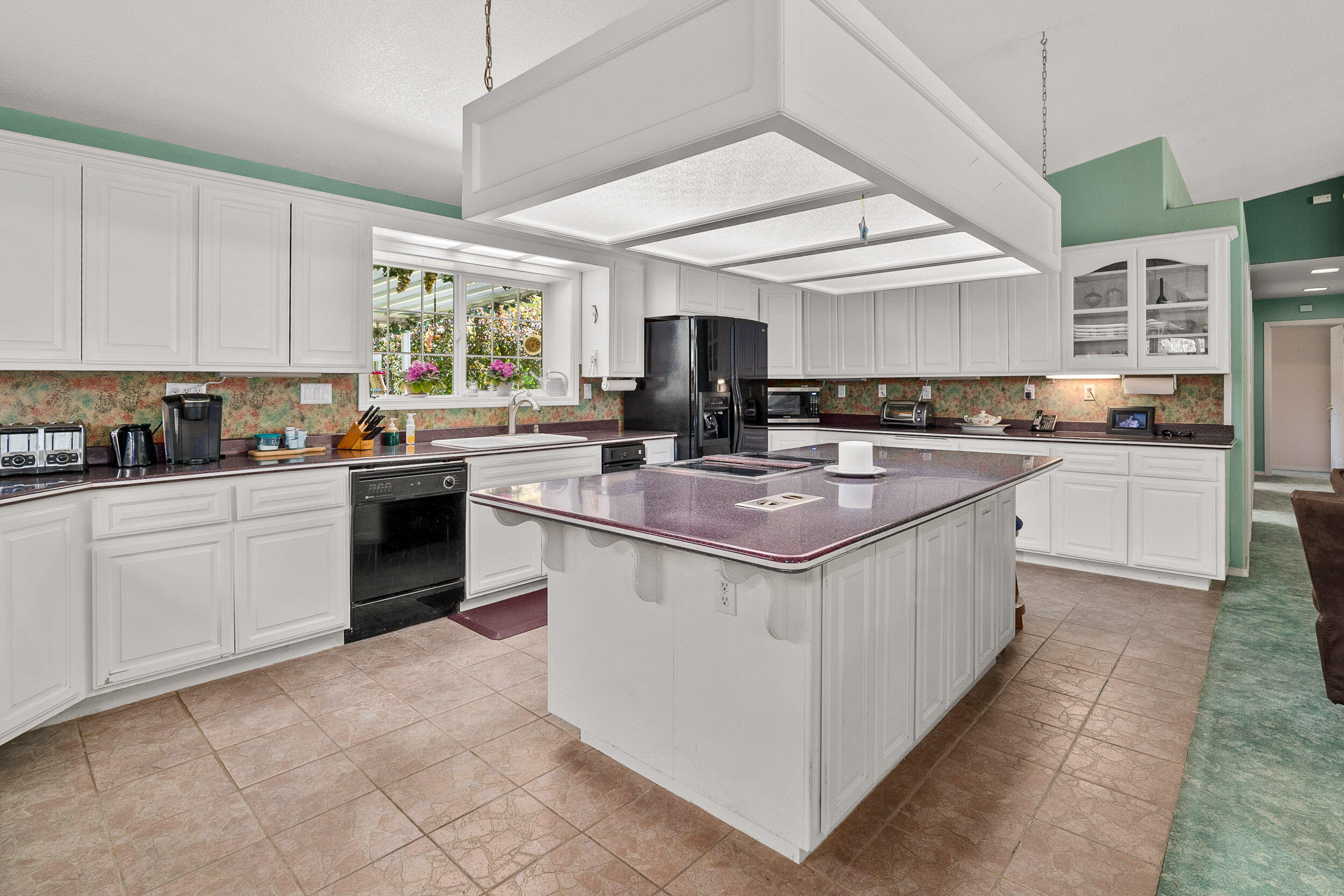 14845 Water Gap Road Williams, OR 97544 - Photo 8 of 44 Kitchen