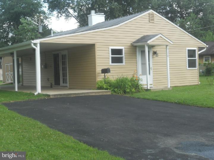 130 Blough Road Fairless Hills, PA 19030 - Photo 3 of 16 Driveway