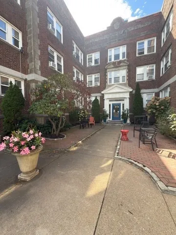 $1,800 | 15 Ives Street, Unit 26, Beverly, MA 01915