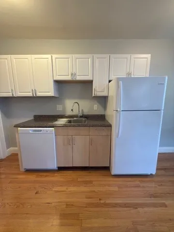 $1,800 | 15 Ives Street, Unit 26, Beverly, MA 01915