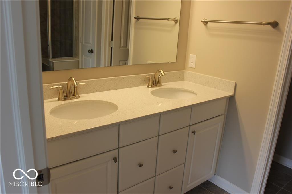 13069 Raritan Drive Fishers, IN 46038 - Photo 14 of 27