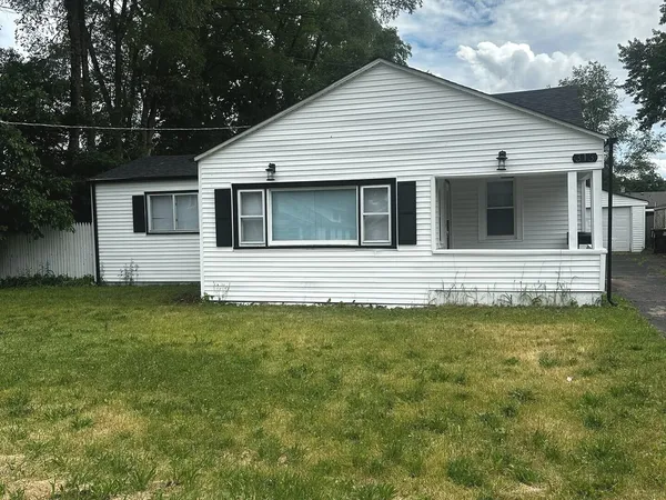 $239,999 | 313 Grand Boulevard, Loves Park, IL 61111