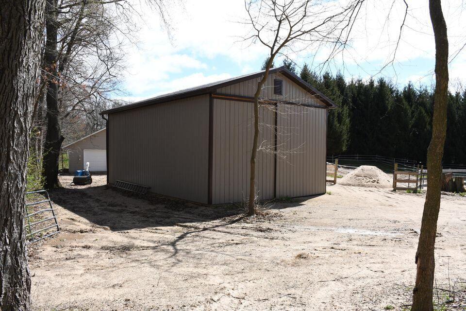 2746 Wing Road Hastings, MI 49058 - Photo 34 of 44 H31