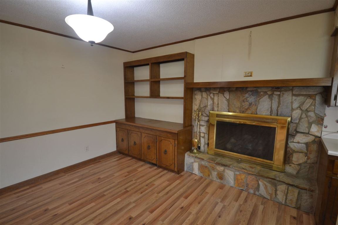 110 Cedar Pond Road Hartwell, GA 30643 - Photo 3 of 13 Gallery Image 3