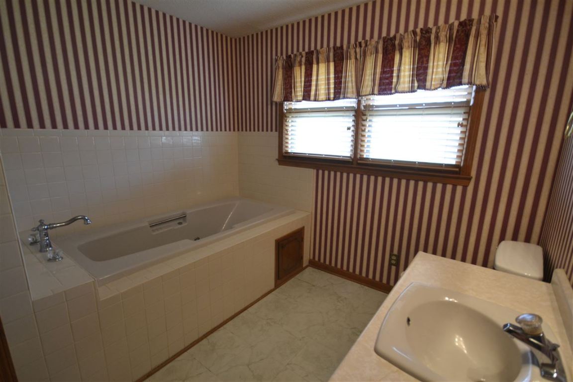 110 Cedar Pond Road Hartwell, GA 30643 - Photo 6 of 13 Gallery Image 6