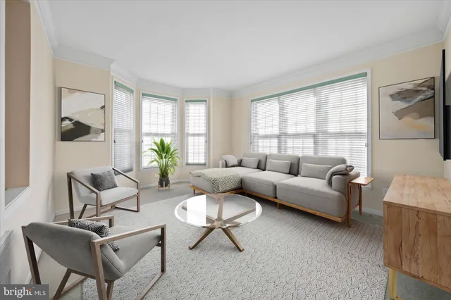 $750,000 | 7 Warbler Court, Newark, DE 19711