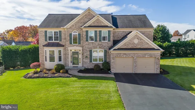 $750,000 | 7 Warbler Court, Newark, DE 19711