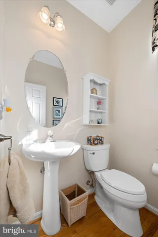 $750,000 | 7 Warbler Court, Newark, DE 19711