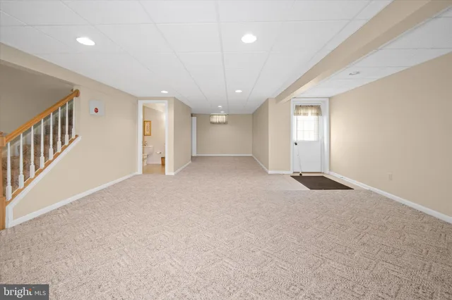 $750,000 | 7 Warbler Court, Newark, DE 19711