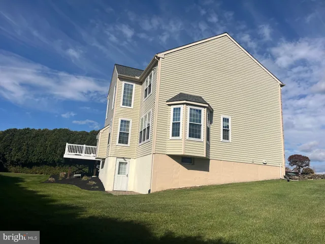 $750,000 | 7 Warbler Court, Newark, DE 19711