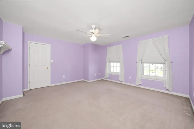 $750,000 | 7 Warbler Court, Newark, DE 19711