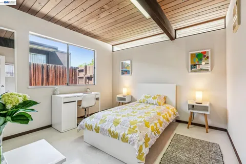 $1,350,000 | 8077 Shay Drive, Oakland, CA 94605