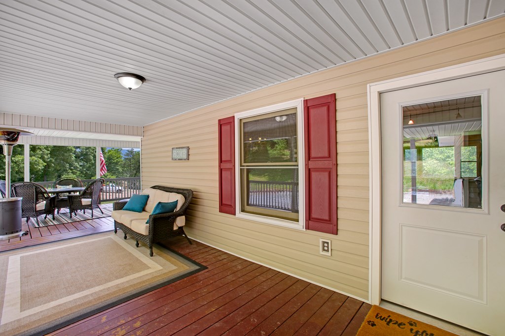 213 Ritter Road Hayesville, NC 28904 - Photo 9 of 43 Gallery Image 9
