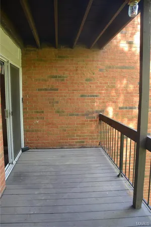 $1,600 | 1937 Greenpoint Drive, Unit 203, Kirkwood, MO 63122