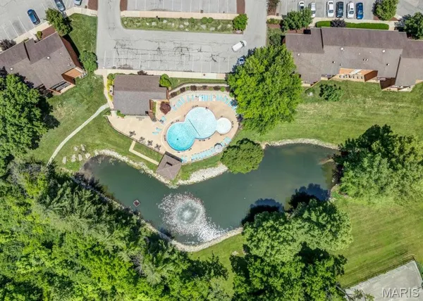 $1,600 | 1937 Greenpoint Drive, Unit 203, Kirkwood, MO 63122