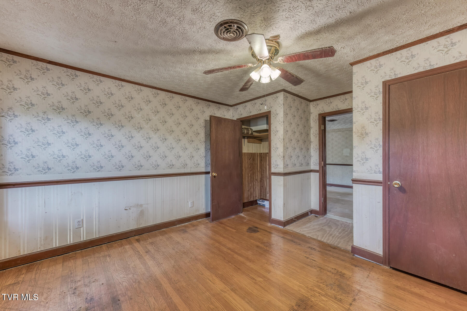 16905 Kingsport Highway Fall Branch, TN 37656 - Photo 24 of 81 16905 Kingsport Hwy-22