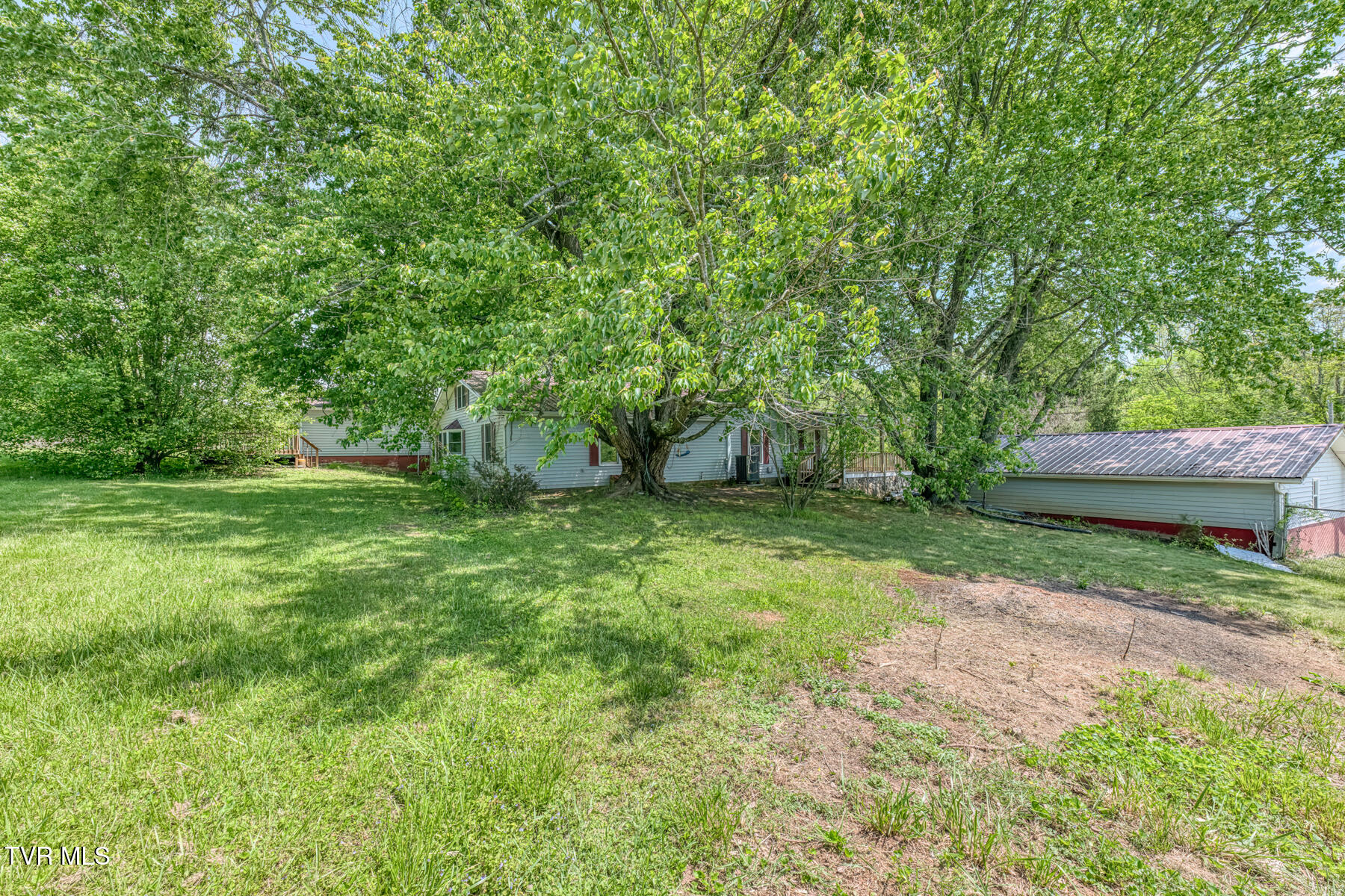 16905 Kingsport Highway Fall Branch, TN 37656 - Photo 61 of 81 16905 Kingsport Hwy-64