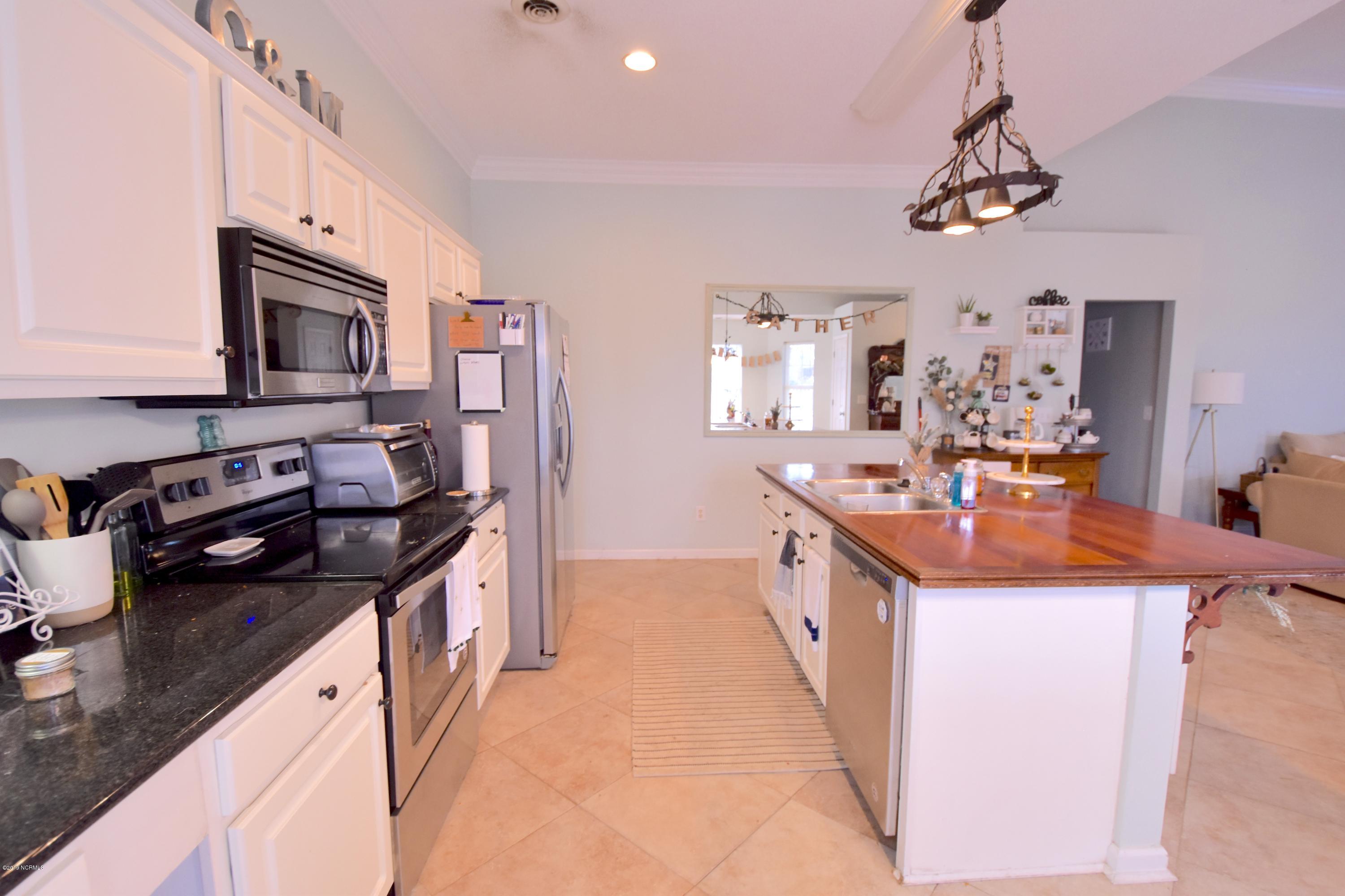 2304 White Road Wilmington, NC 28411 - Photo 13 of 21 DSC_0321