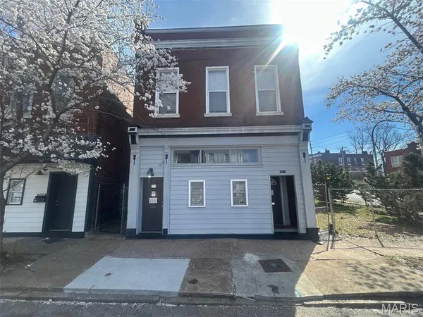 $249,900 | 4656 Virginia Avenue, St. Louis, MO 63111