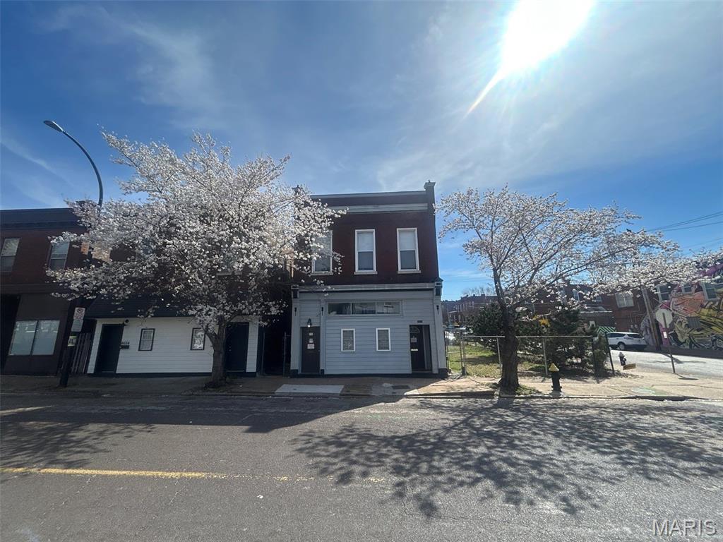 4656 Virginia Avenue St. Louis, MO 63111 - Photo 2 of 23