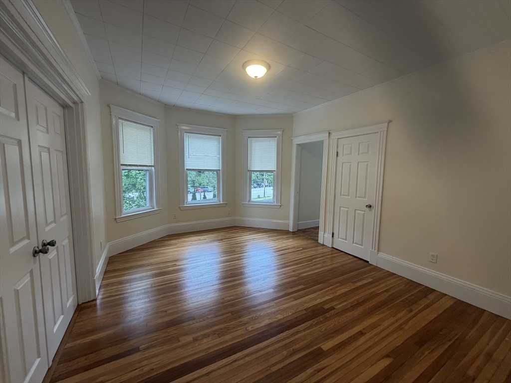4 Usher Road, Unit 2 Medford, MA 02155 - Photo 9 of 16 Gallery Image 9