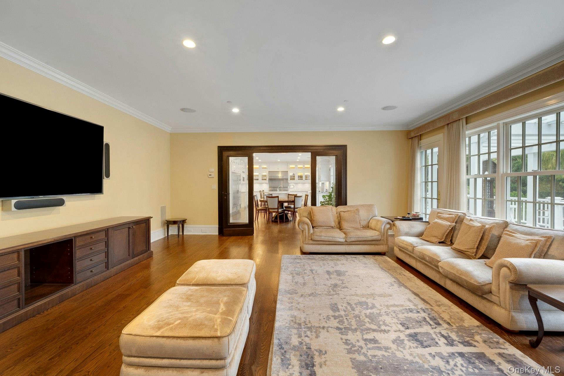 1 Garden Road Scarsdale, NY 10583 - Photo 12 of 47